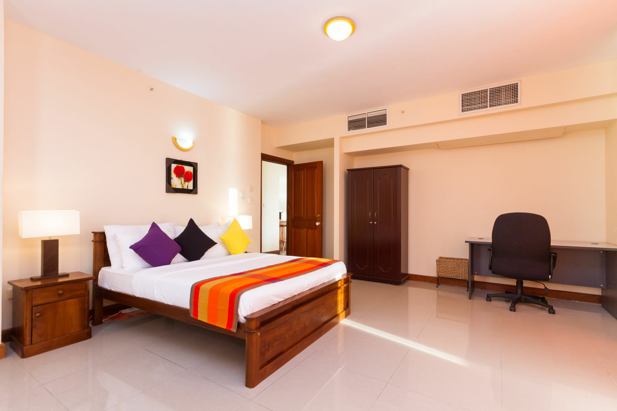 شقة Crescat Residencies كولمبو المظهر الخارجي الصورة