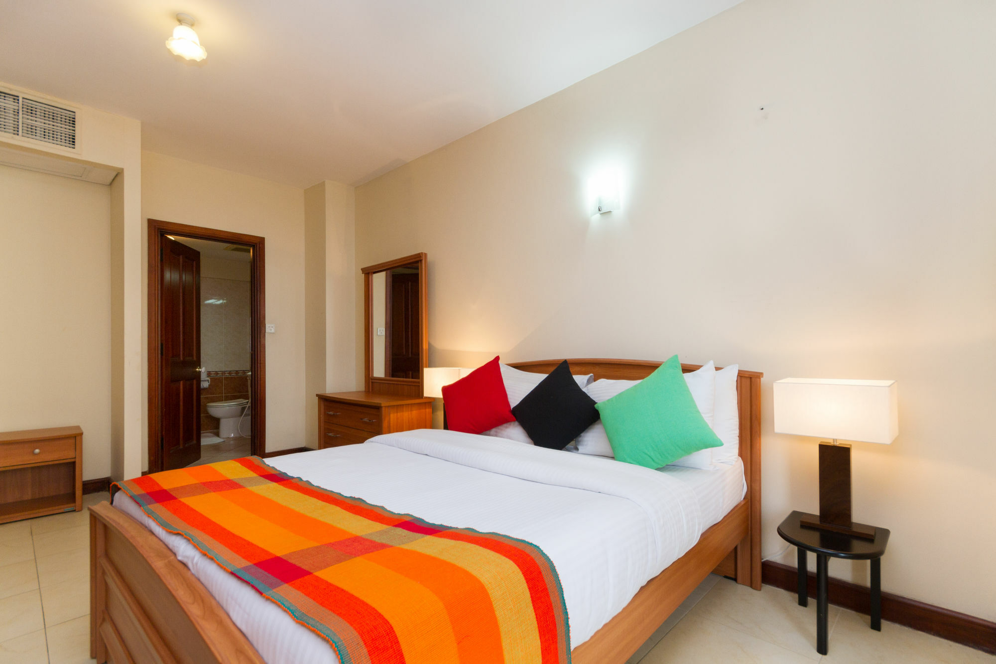 شقة Crescat Residencies كولمبو المظهر الخارجي الصورة